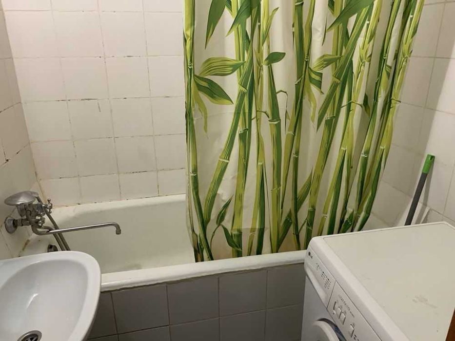 Продам 2 к квартиру ж/м Лівобережний-1 Караван Березинка