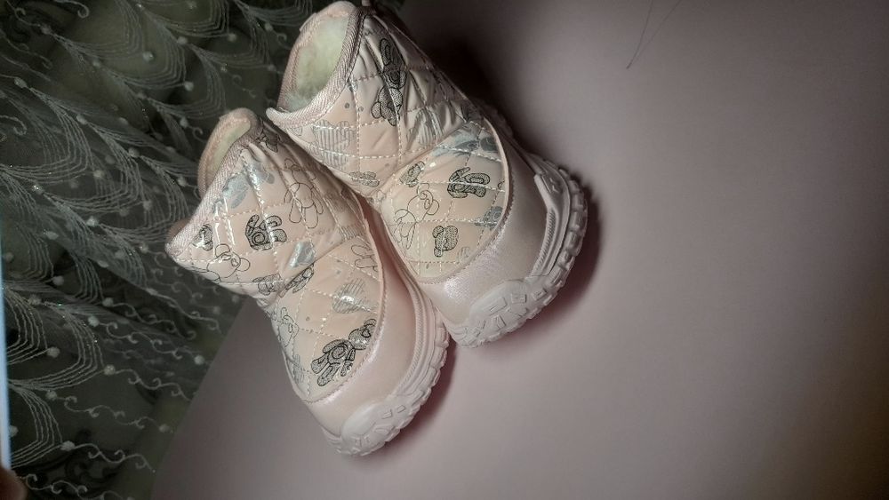 Зимові чобітки для дівчинки