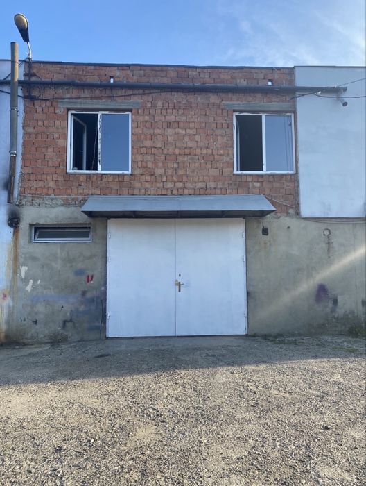 Продам двоповерховий гараж