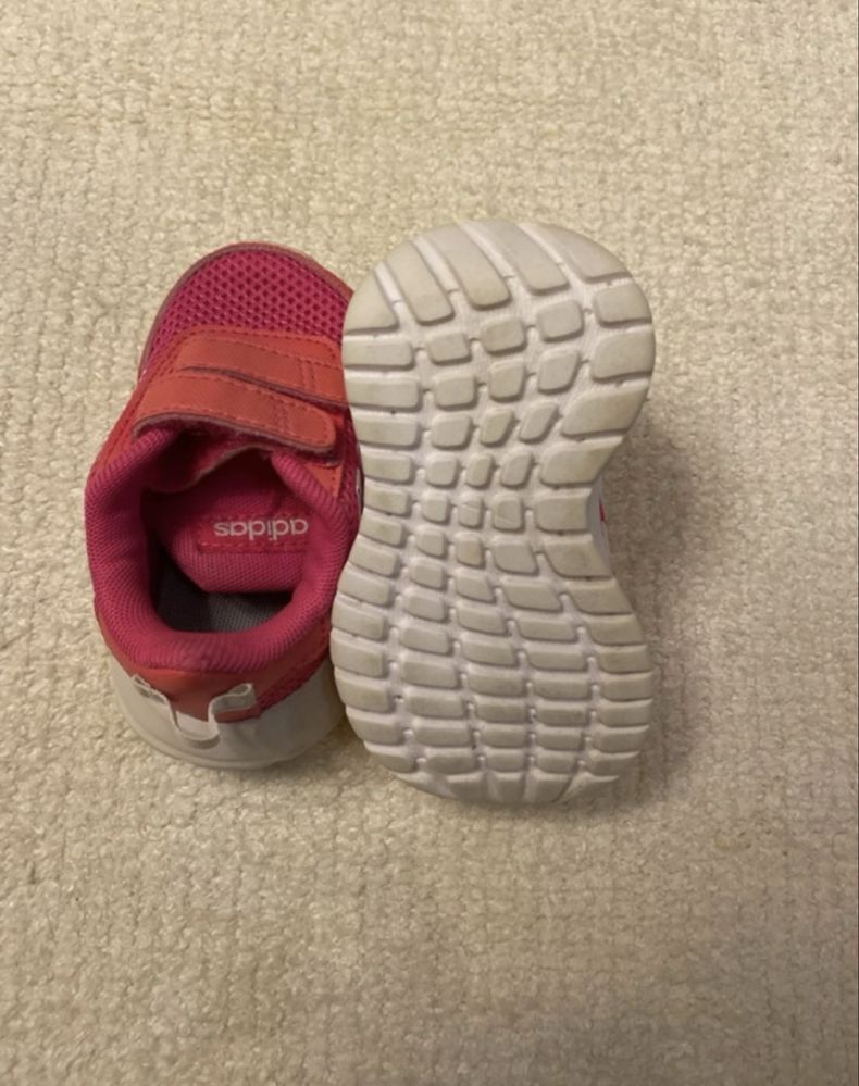 Ténis Adidas para bebé