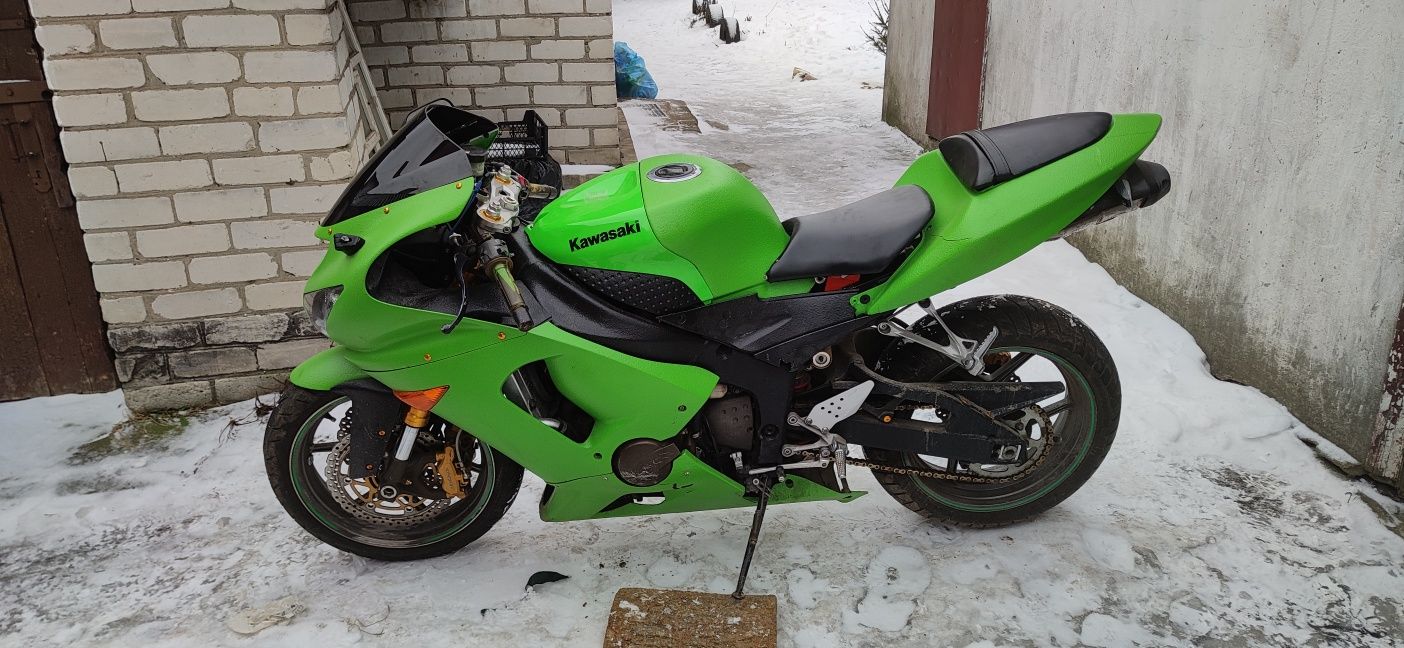 Продам Kawasaki zx6r zx636r запчастини