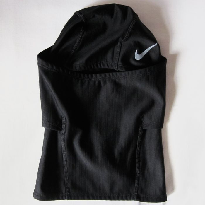 Балаклава Nike Pro Hyperwarm Ski Mask