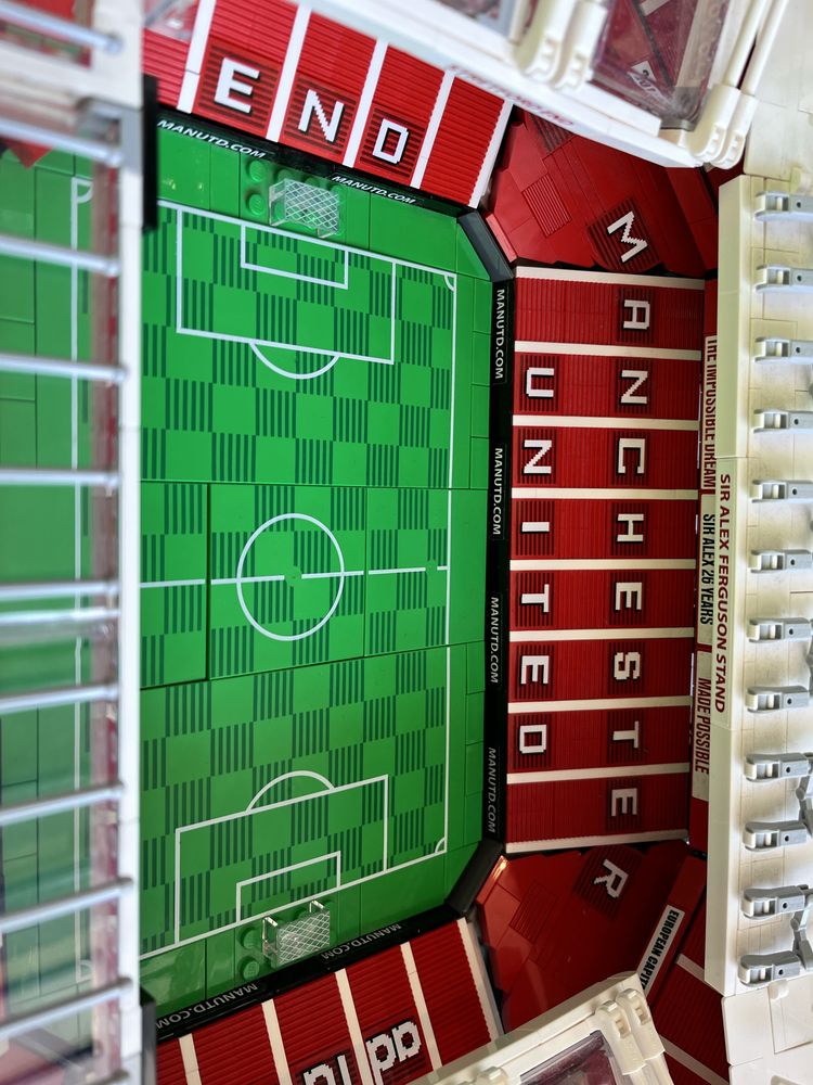 LEGO Creator Expert 10272 Old Trafford Manchester United