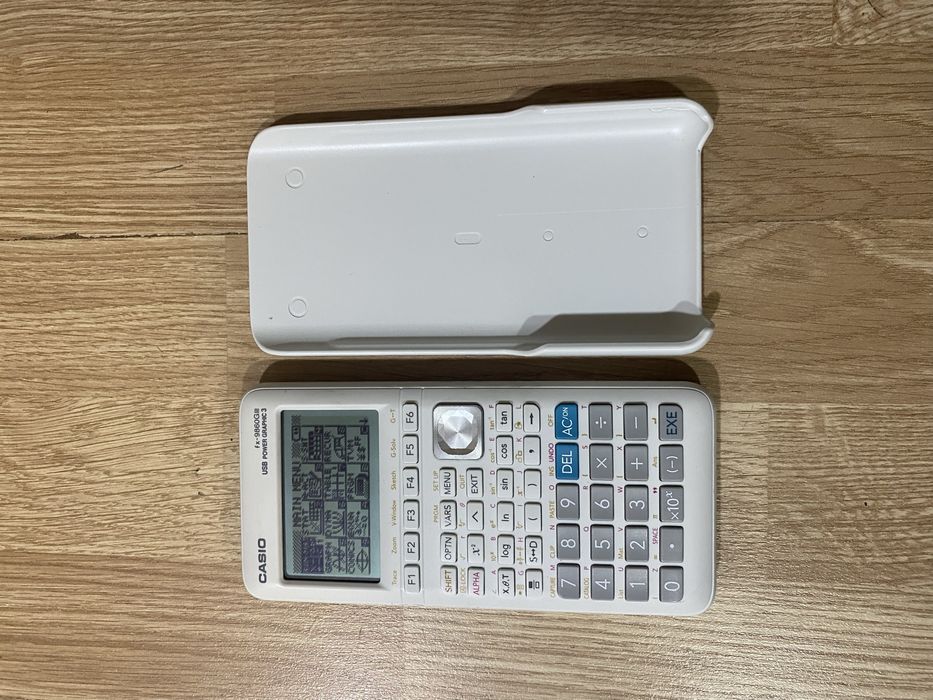 Calculadora Gráfica fx-9860 GIII Casio