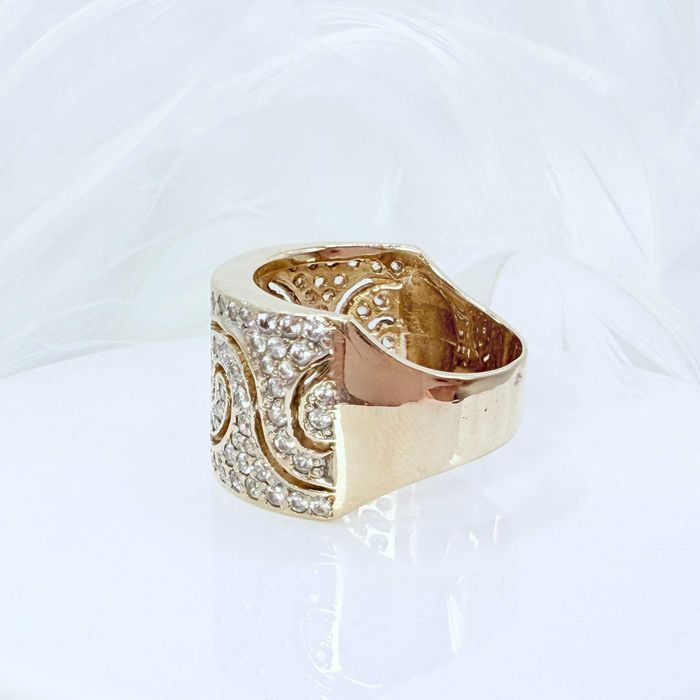 Złoty pierścionek PR.585 8,80gr R.17