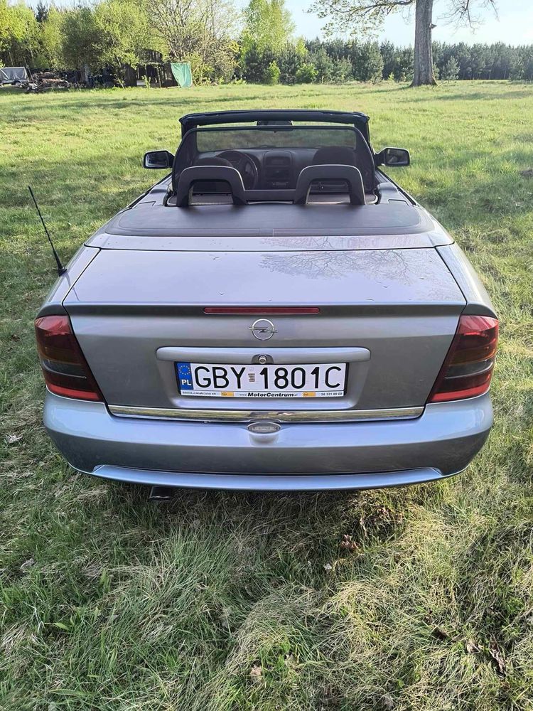 Opel astra BERTONE CABRIO / klima / dach z kluczyka / 2004