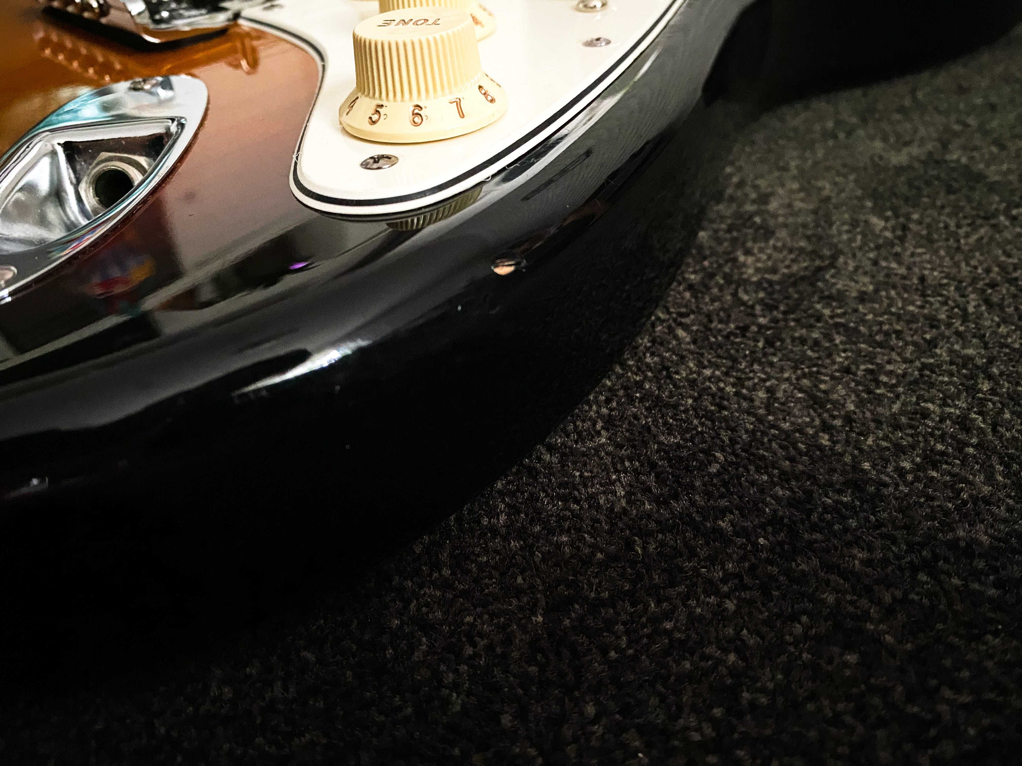 Fender American Standard Stratocaster 3-Color Sunburst 2008 + CASE
