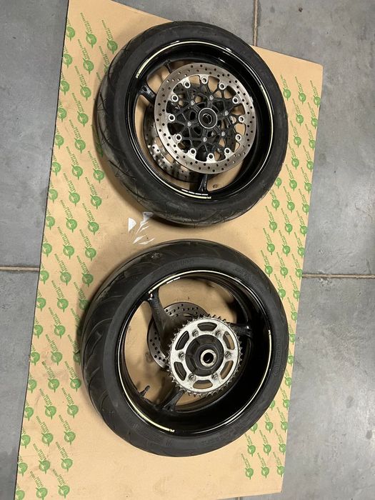 SUZUKI GSX-R 1000 K9-L6 2013r FELGA PRZÓD TYŁ z oponami