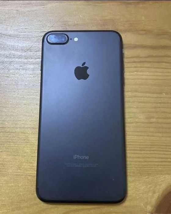 Apple iPhone 7 Plus Black