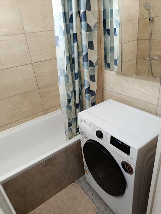 Продам 2х кв ремонтом газовый дом  ул Бочарова .