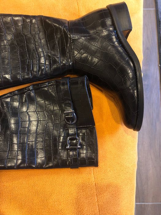 Botas cano alto usado uma vez