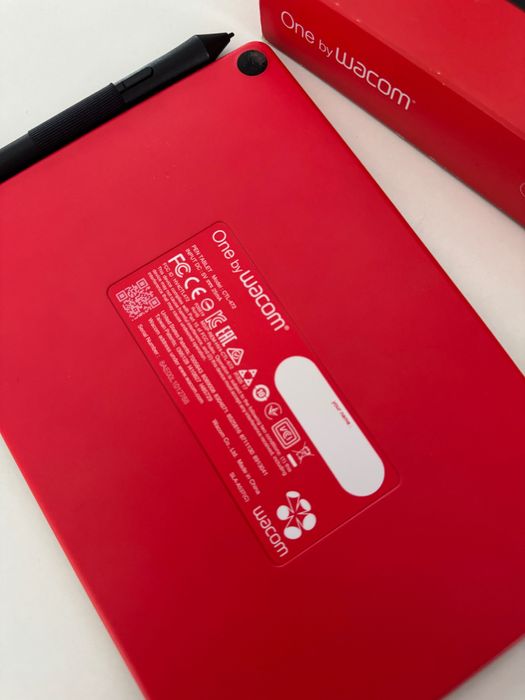 Продам графічний планшет Wacom One by Medium (CTL-672-N)