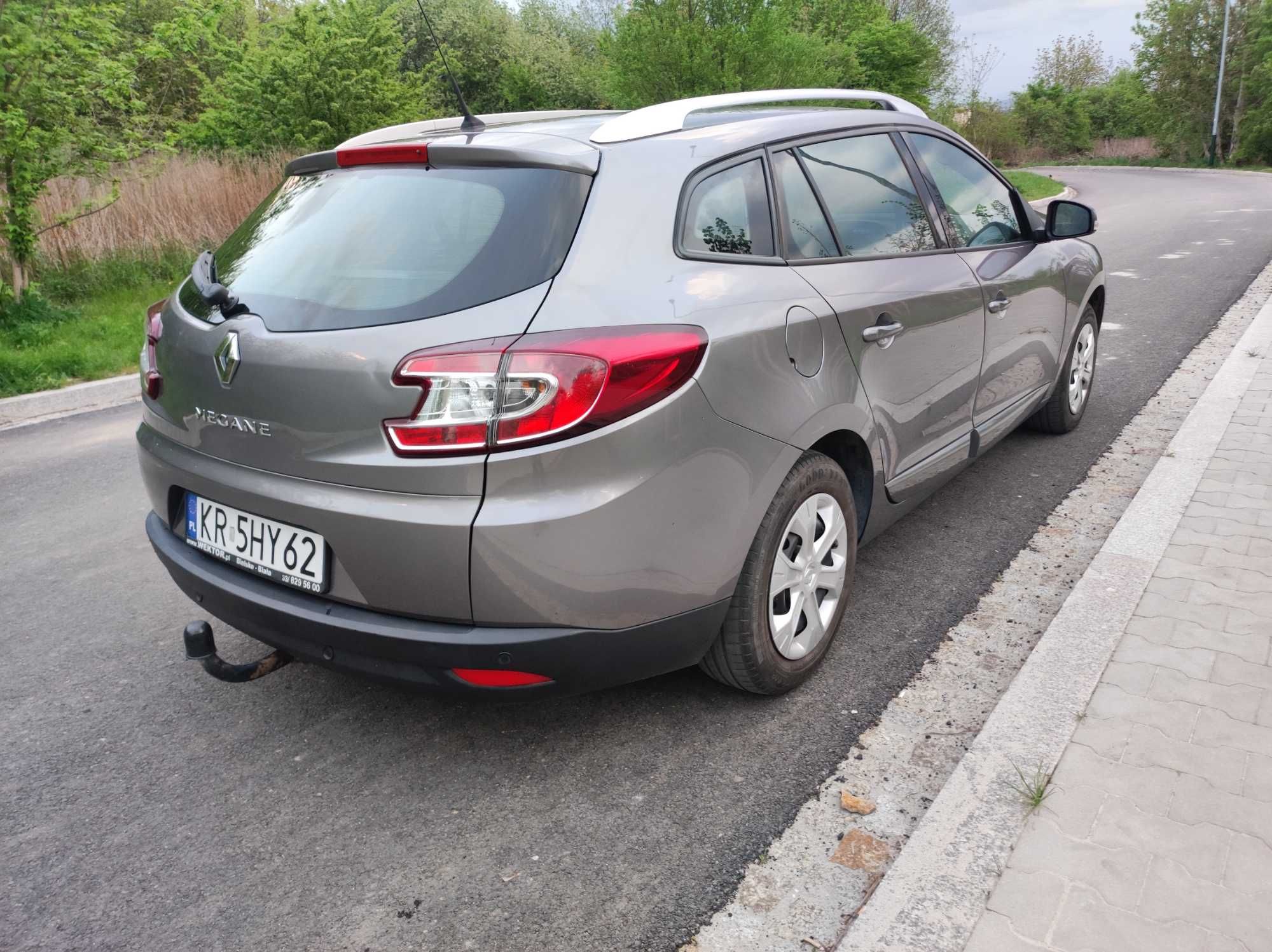 Renault Megane 3, 1,6b + LPG, Zadbany