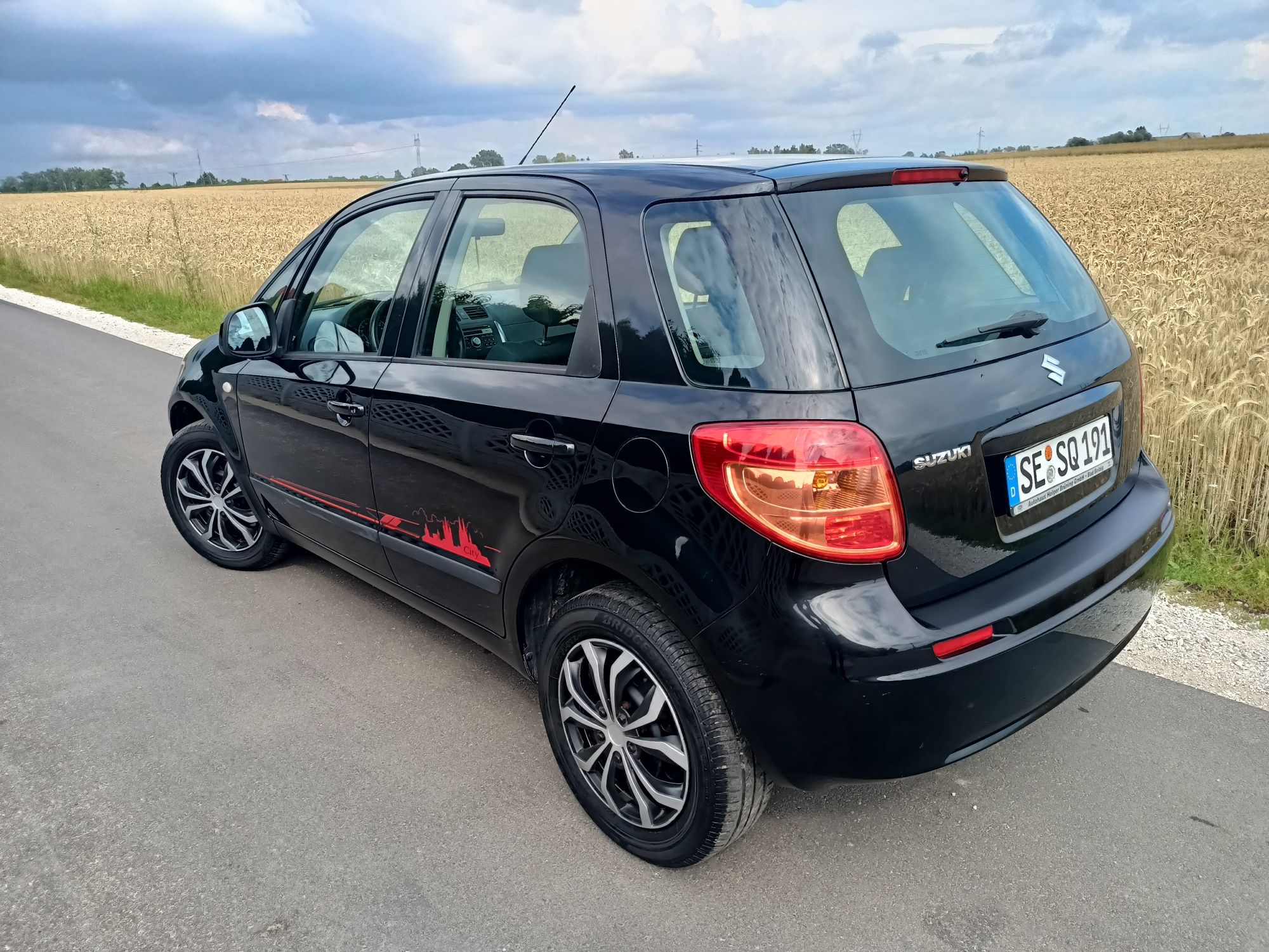 Suzuki SX4 z Niemiec w super stanie.