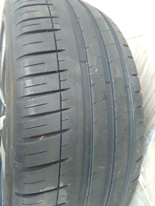 4 JANTES 17 + 1 Pneu Michelin como novo "NOVO PREÇO"