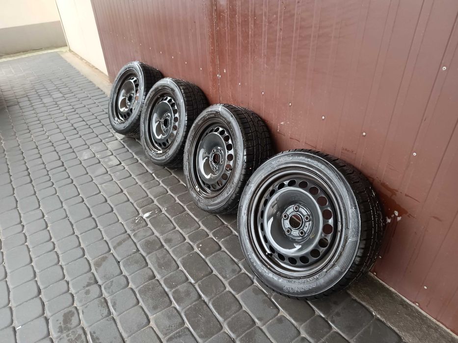 Komplet wielosezon. VW 5x112 . Opony 2020r