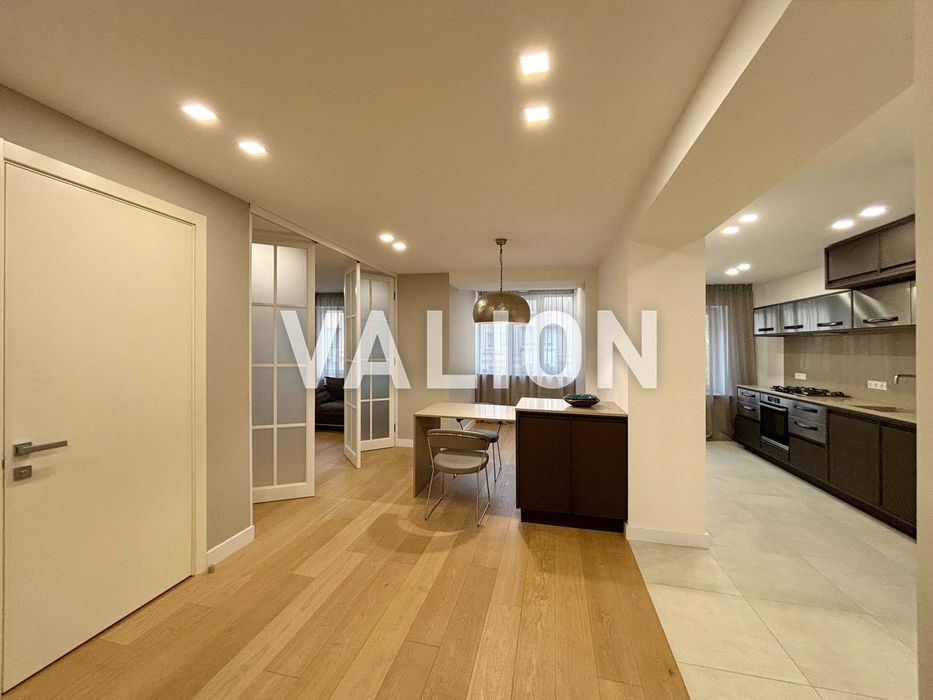 Продаж 3-к квартири, Костянтинівська, 51, Поділ. Без комісії%