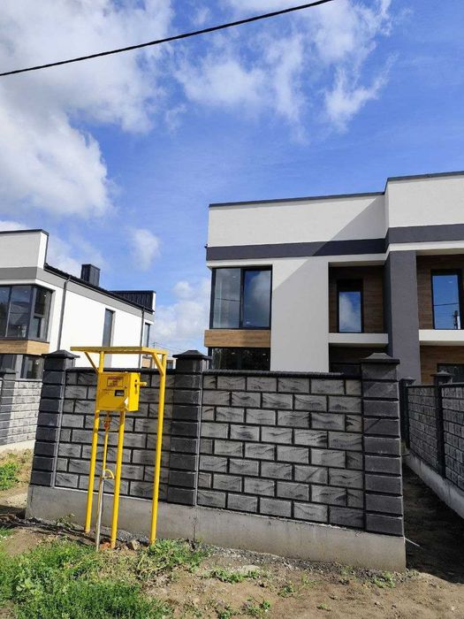 Продам стильний котедж !! Район жк на Щасливому!!!