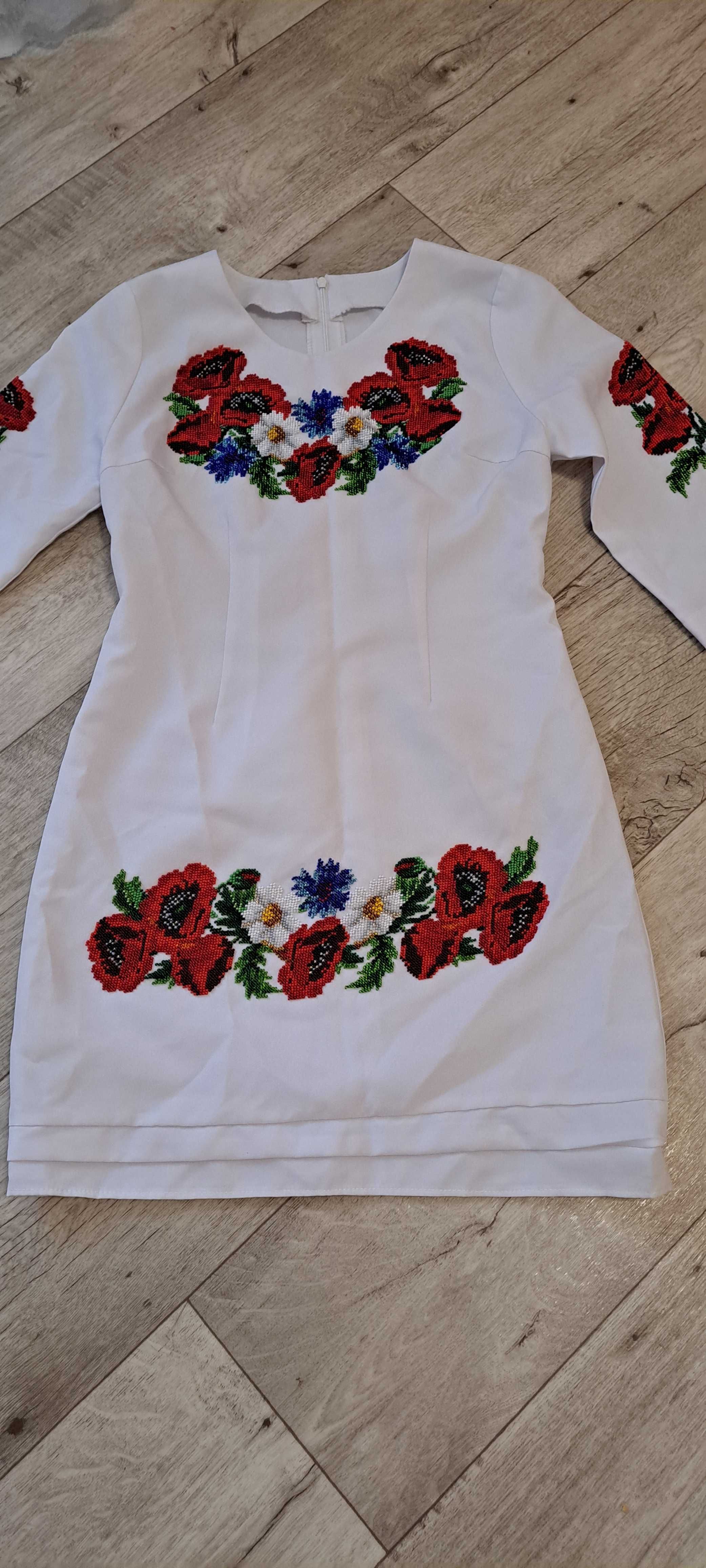 Платье вышиванка новое для девочки