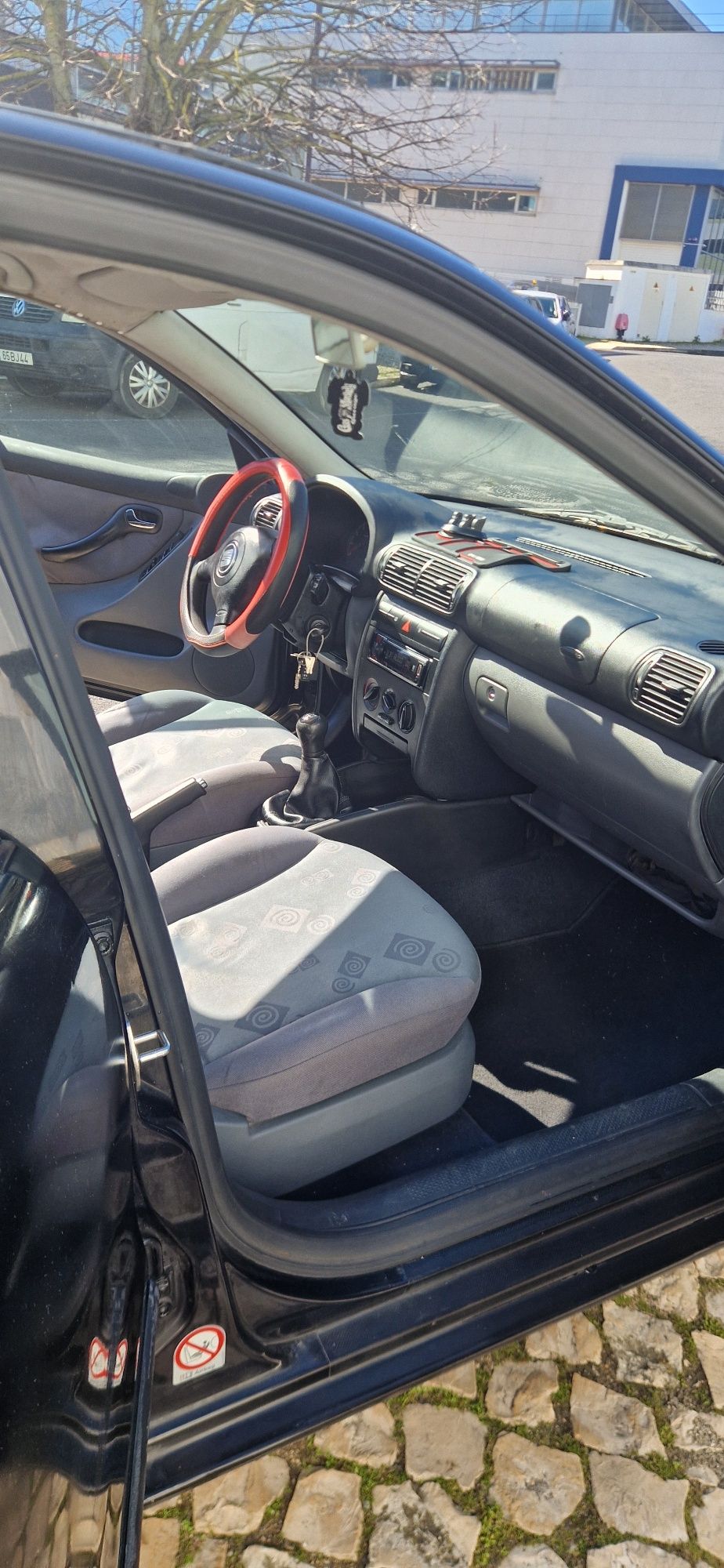 Seat leon 1m 1.6 221mil km