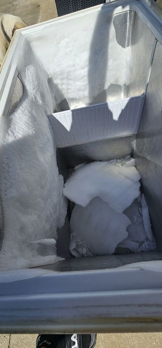 Arca Congeladora (Usada / Despachar) a trabalhar