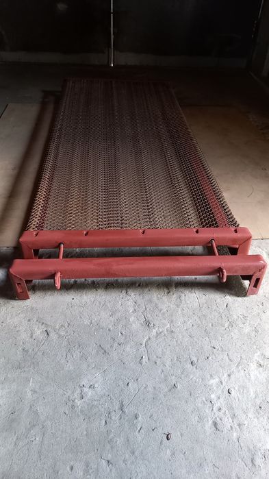 Кровать  сеточно-пружинная