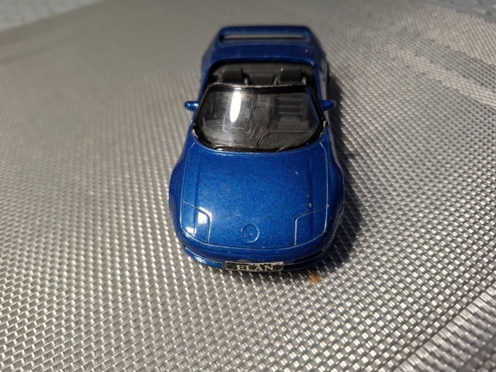 Maisto lotus elan model samochodu