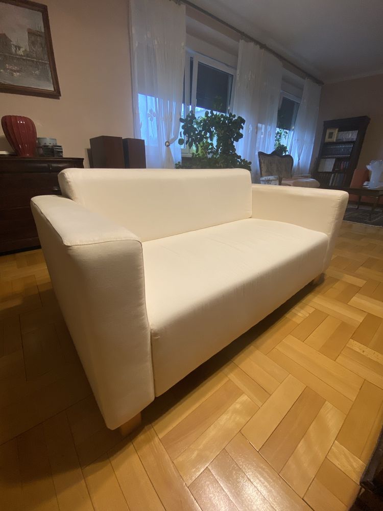 Biała używana sofa IKEA