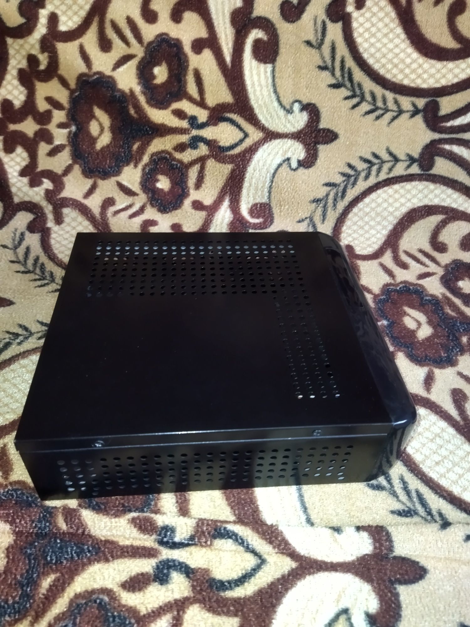 Корпус Mini-ITX CS404B