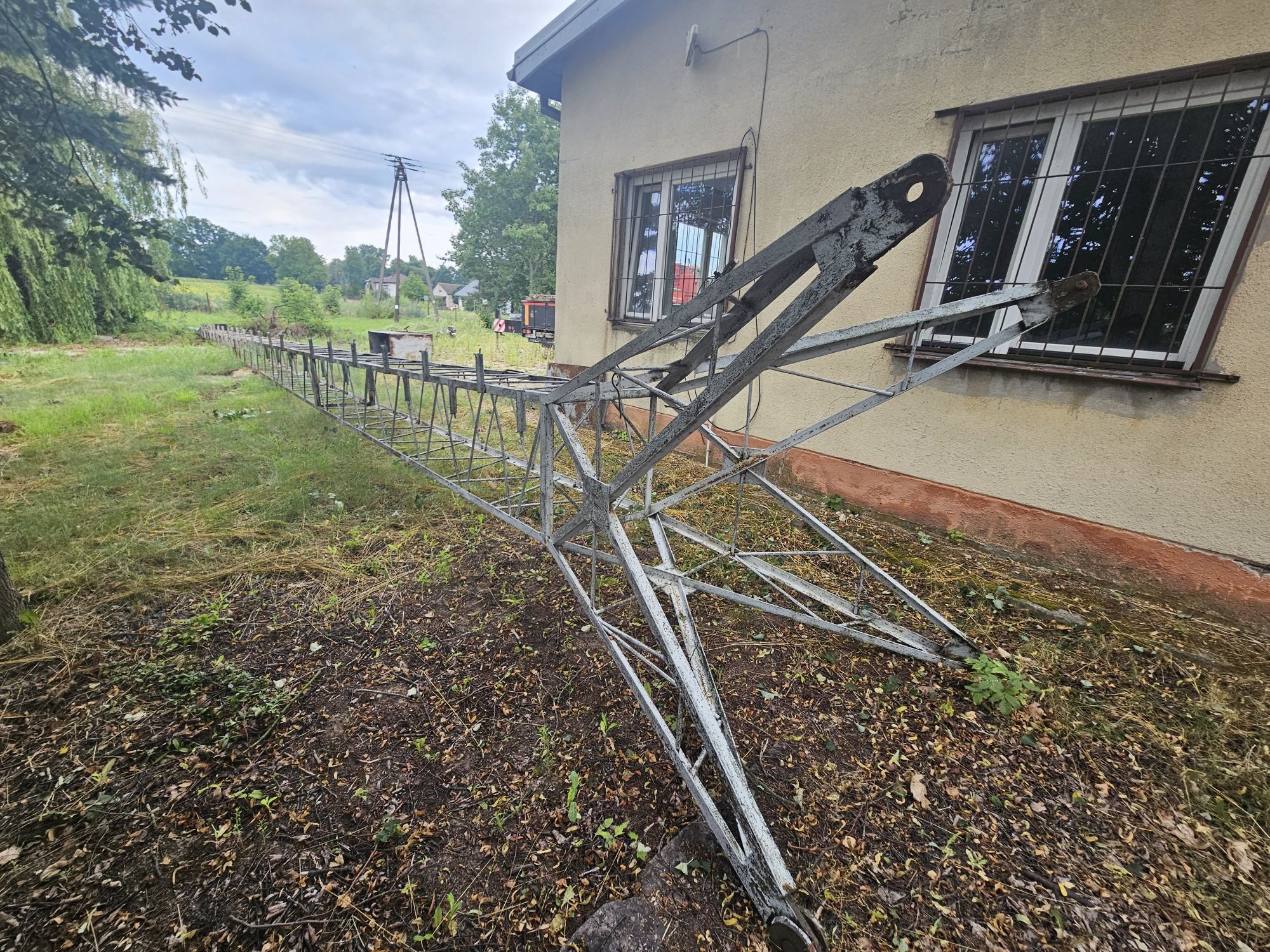 Maszt radiowy radiostacja krótkofalarska oswietlenie wiatrak