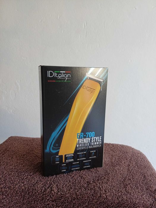 Italian Design ER-700 Trendy Style Máquina de cortar cabelo
