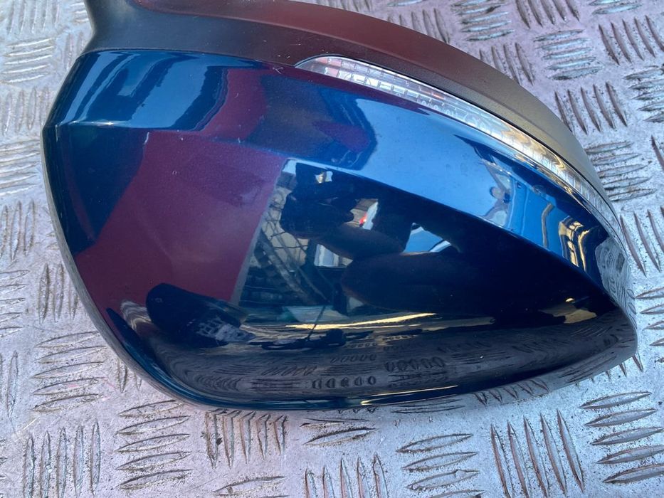 Зеркало праве Touareg CR 8H P5M Дзекало Туарег ЦР таурег СР