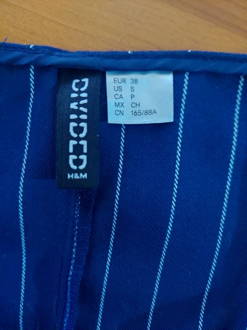 Conjunto calça e colete HM