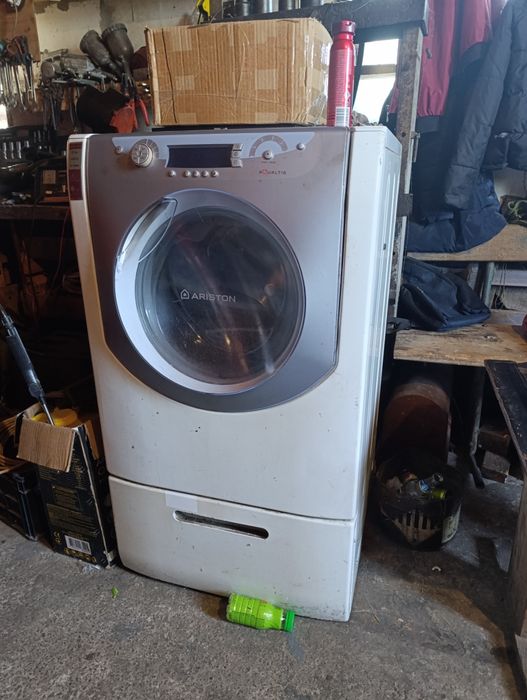 Пральна машина ariston AQXXD  129 H