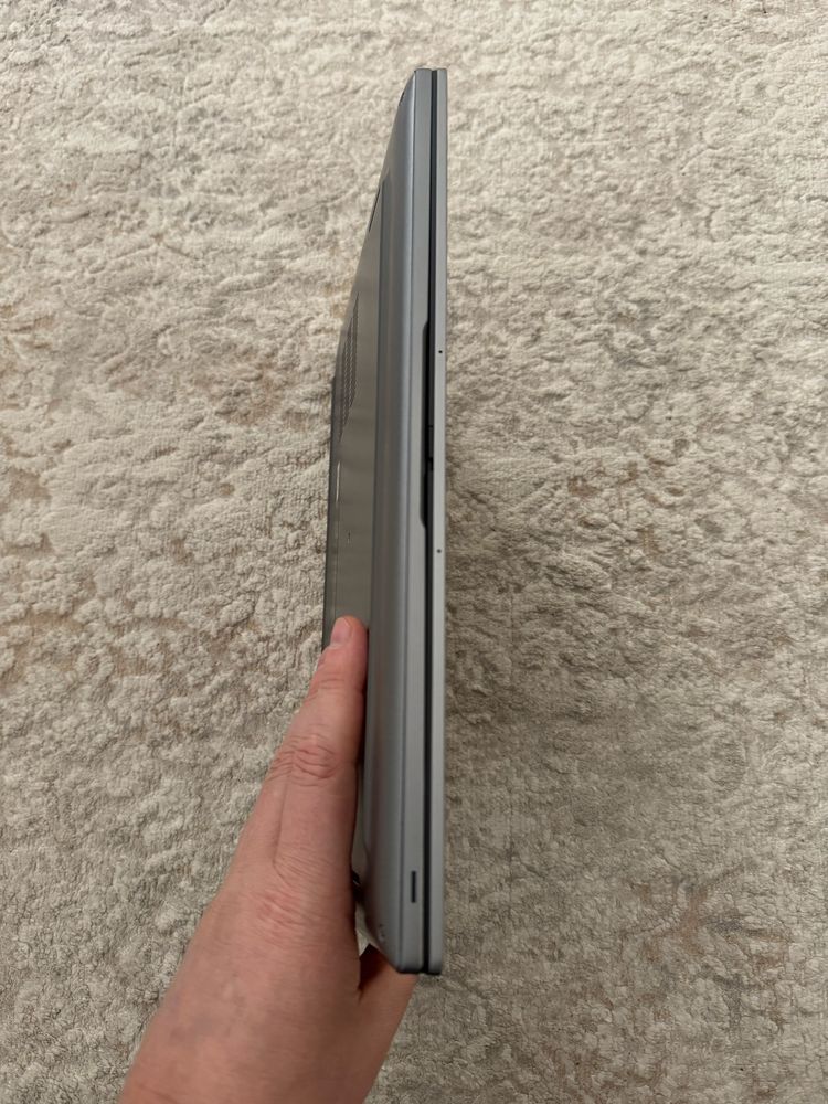 Dell latitude 7330 i5-1235u 16gb ram 13.3”FHDips екран сенсор