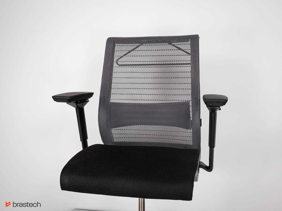 Fotel biurowy Steelcase Think Poleasingowy