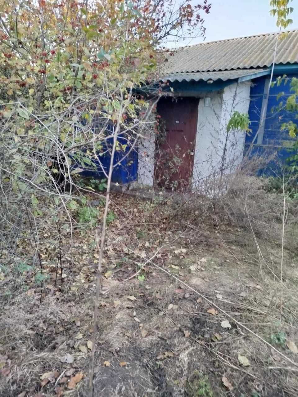 Продам будинок з опаленням. Можливий торг.