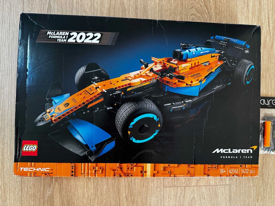 Lego 42141 McLaren Formuła 1 Nowy Zestaw + Uchwyt Ścienny