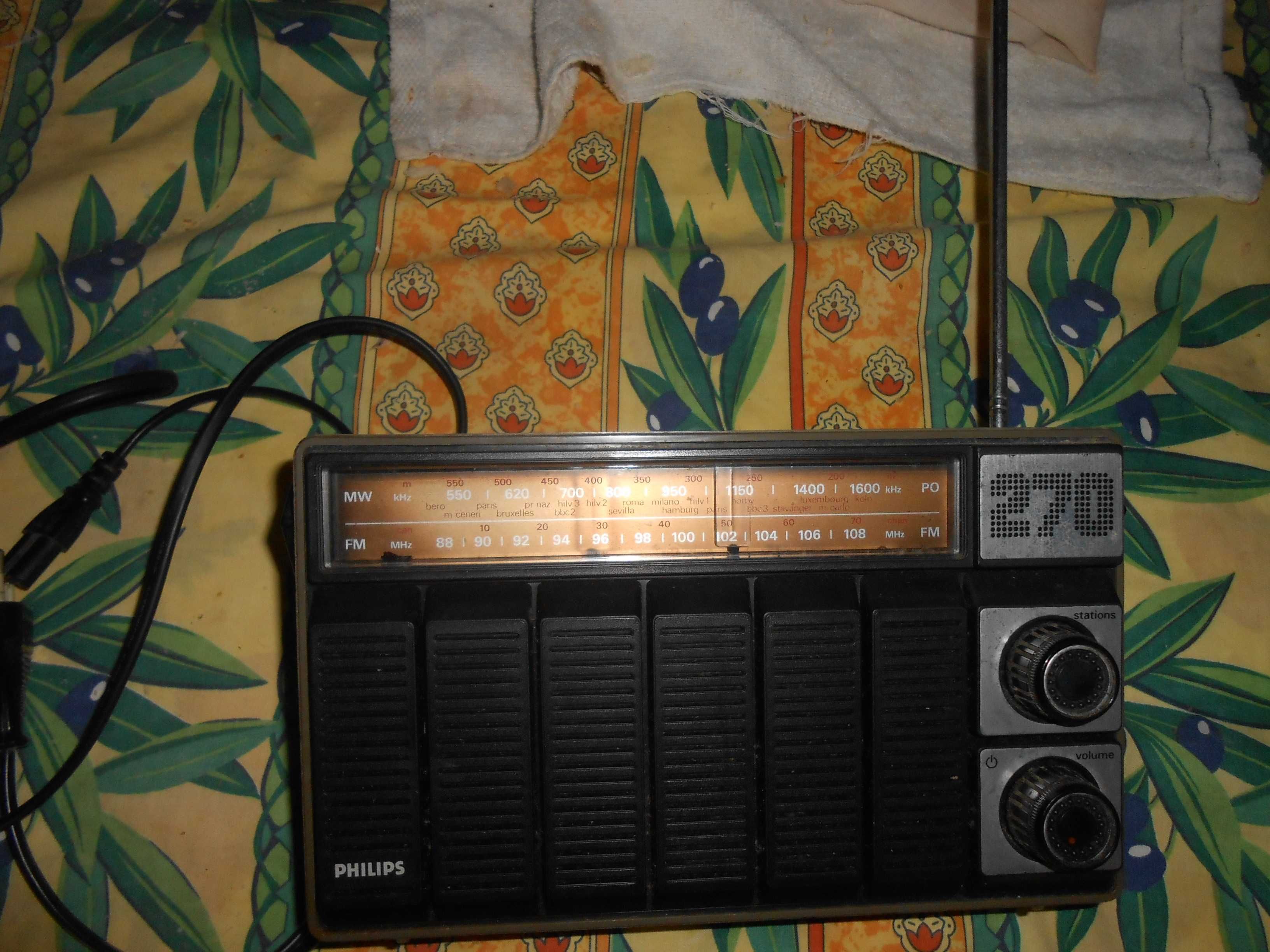 Radio Philips 270 de 1977 funcional