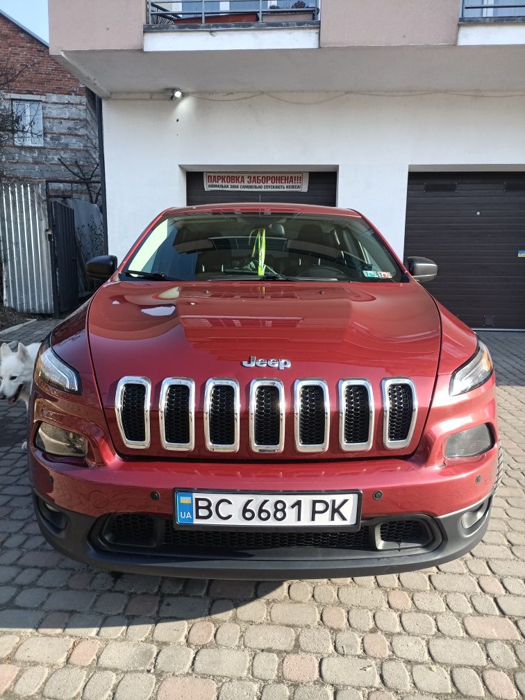 Jeep 2,4 спорт  на газу . Супер стан