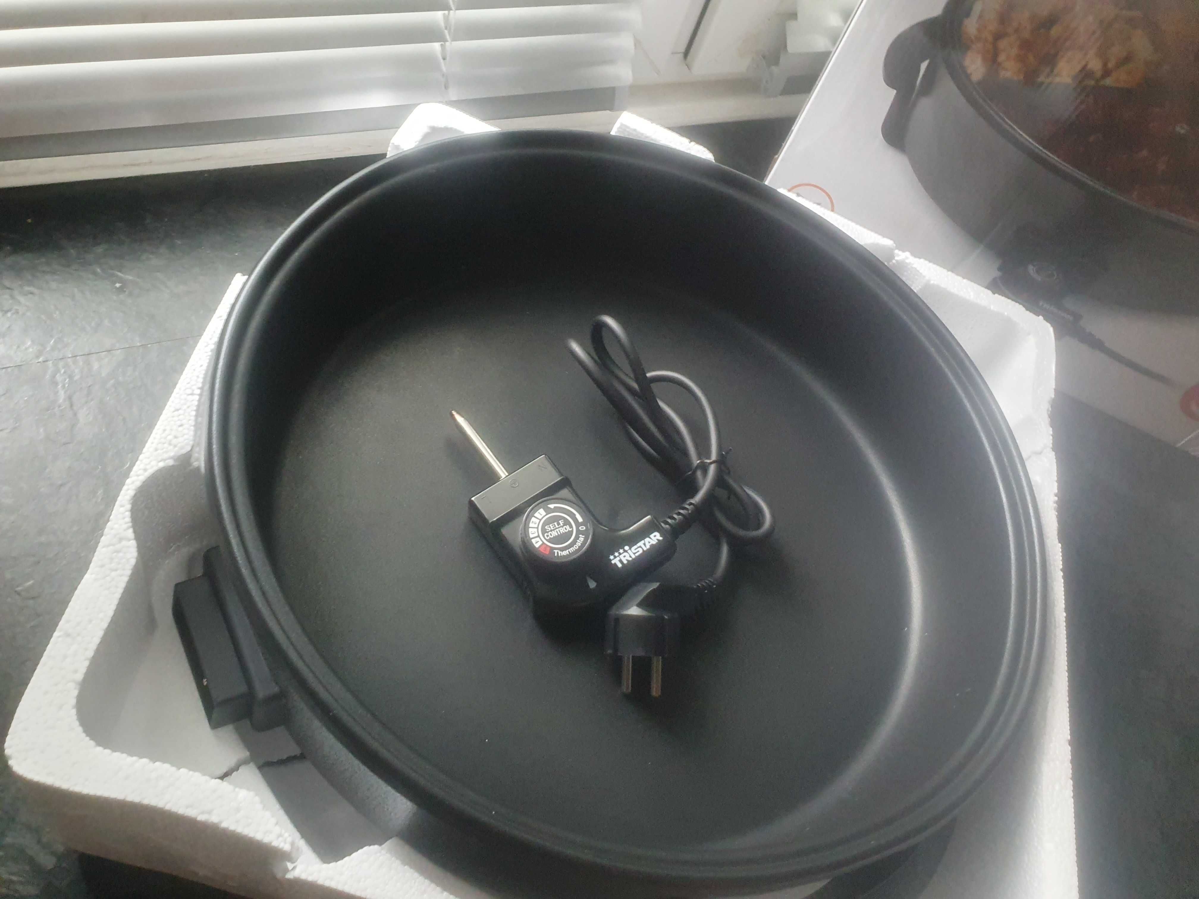 Duza patelnia gril garnek mikrofala kuchenka piecyk elektryczna trista