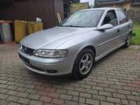 Opel Vectra B J95 oryginalny przebieg Srebny opony zimowe hak klima