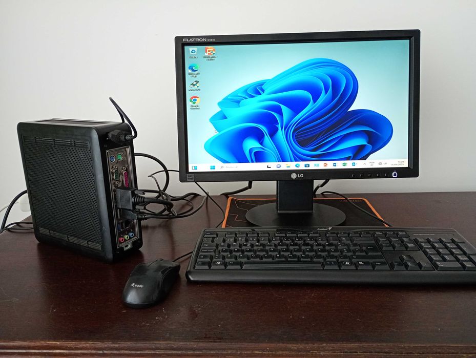Vendo mini torre pc intel quadcore