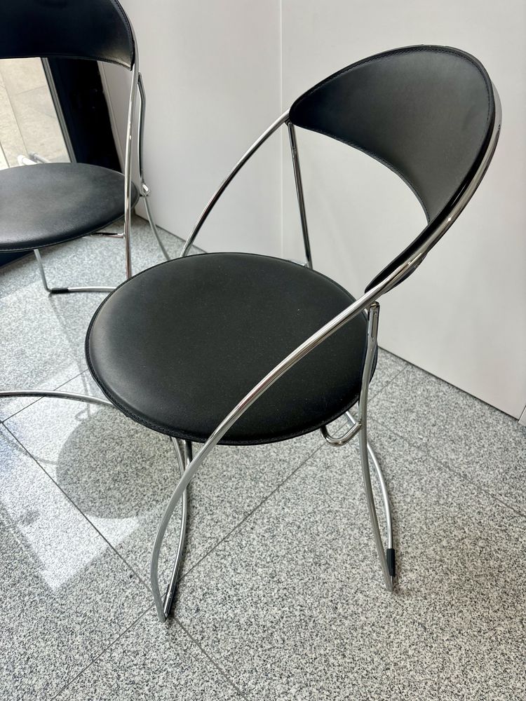 Dwa Designerskie Włoskie krzesła Arrben składane chrom i skóra lata 70