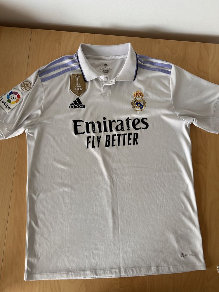 Koszulka Real Madryt domowa sezon 22/23 Adidas rozmiar L t-shirt polo