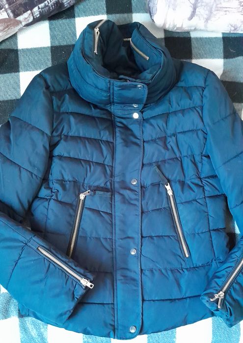 Тёплая куртка на девочку