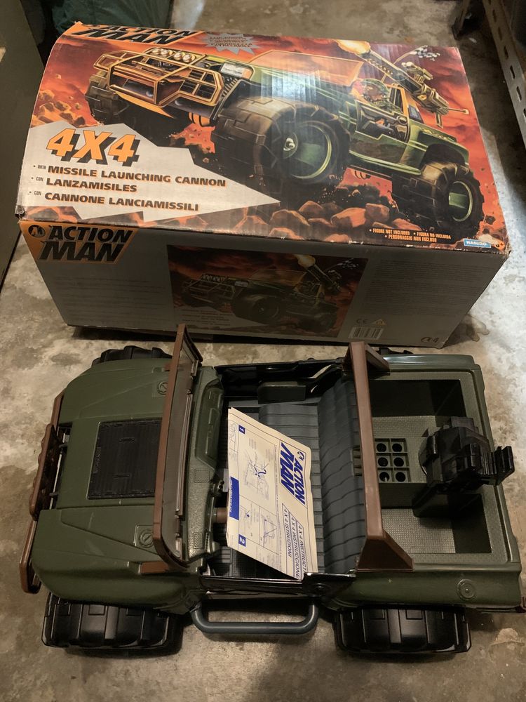 Jeep action man antigo