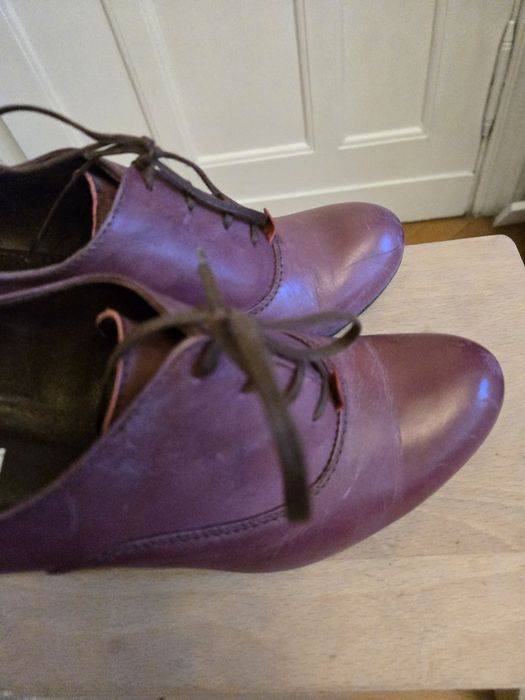 Oryginalne, fioletowe pantofle Gino Rossi
