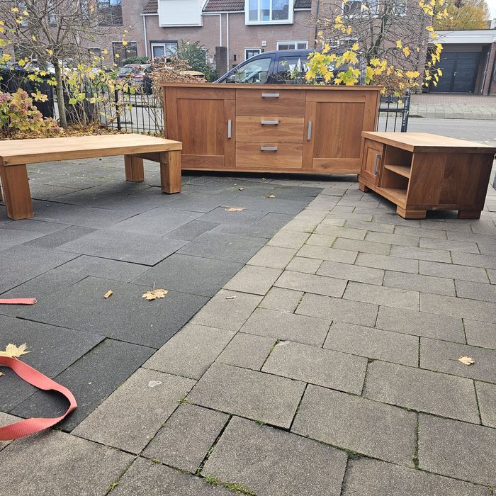 Dębowy zestaw: komoda, szafka rtv,stolik kawowy Złoty Dąb