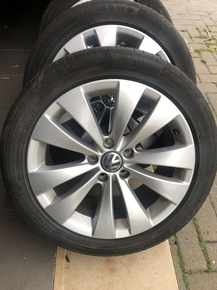 Jantes originais VW 17” com pneus